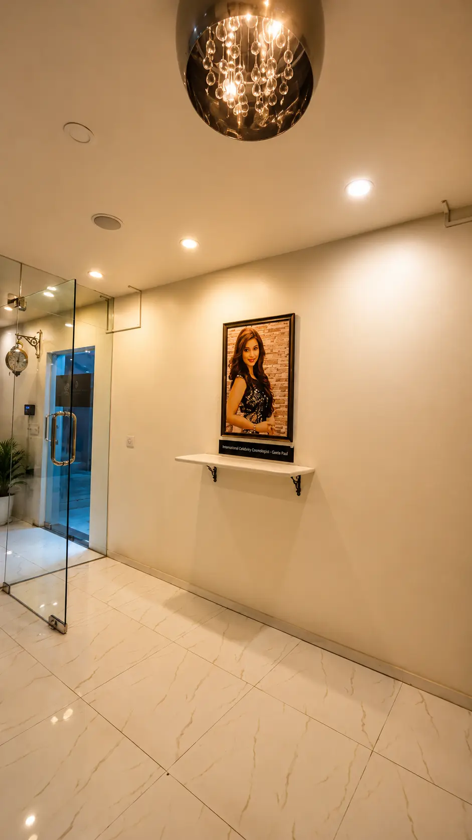 Entrance gallery with celebrity cosmetologist portrait